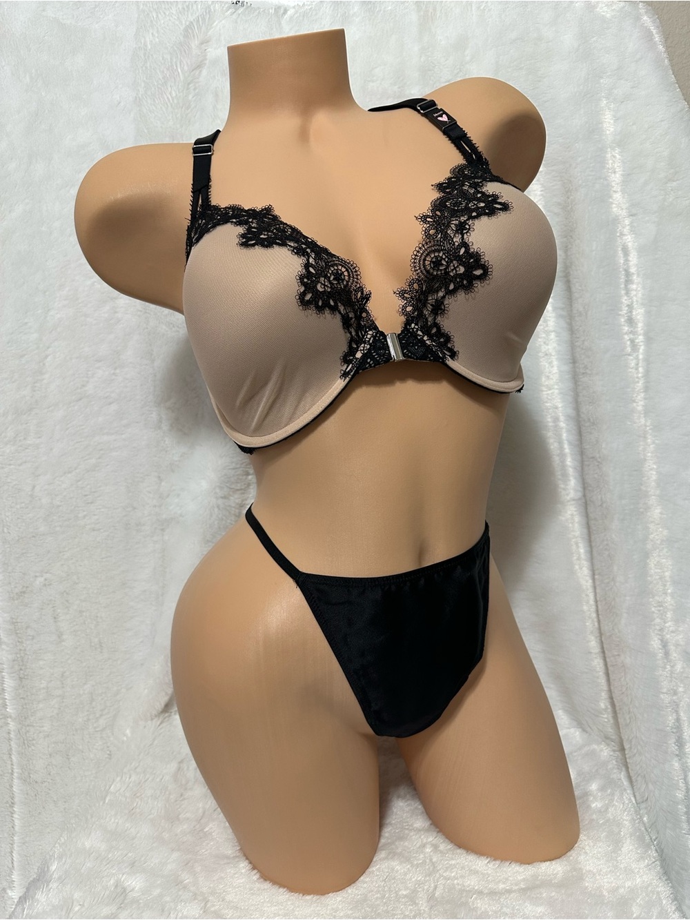 34ddd L Victoria’s Secret Nude & Black Lined Demi Bra and Black Thong Set